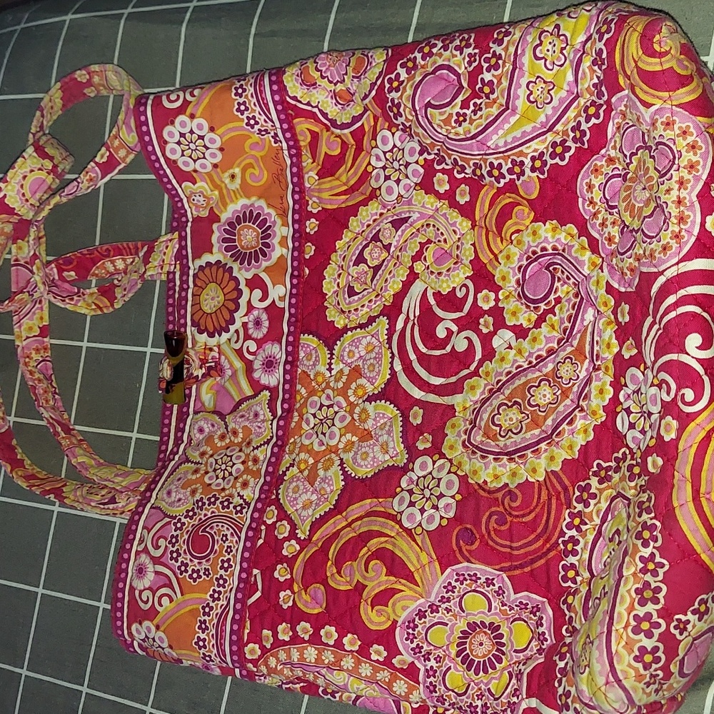Vera Bradley tote with toggle purse handbag